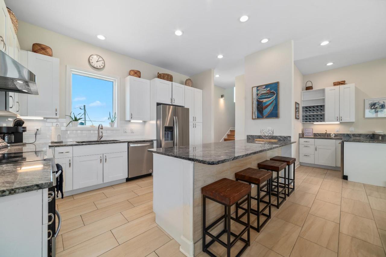 New Gulf Front With Game Room Family Friendly! Gulf Breeze Bagian luar foto
